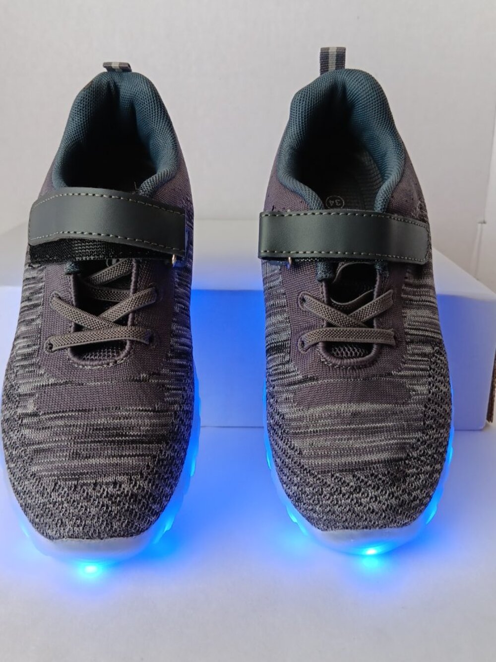 AoSiFu Kids Light Up Breathable Led Flashing Sneakers With USB Charge